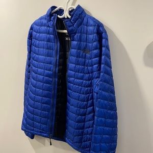 NORTH FACE JACKET. Thermal  Ball